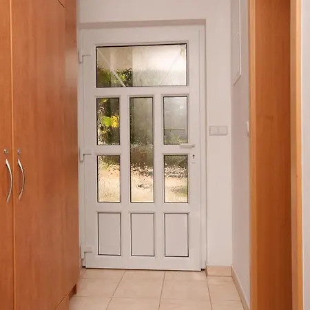 With Parking Space Pinezici, Krk - 5464 Apartamento Pinezići