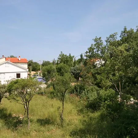 Apartamento With Parking Space Pinezici, Krk - 5464 Pinezići
