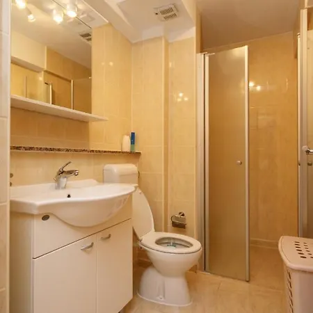 With Parking Space Pinezici, Krk - 5464 Apartament *