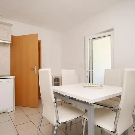 With Parking Space Pinezici, Krk - 5464 Apartament Pinezići