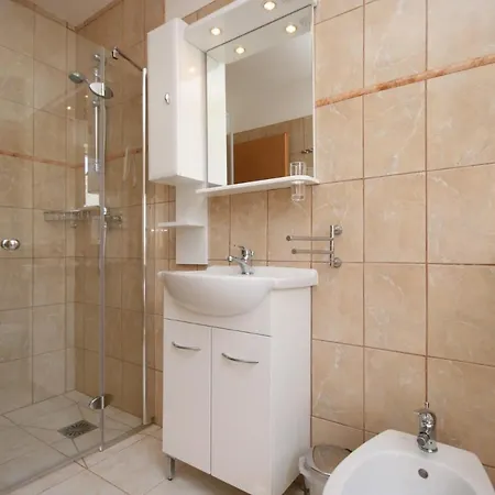 With Parking Space Pinezici, Krk - 5464 Apartament