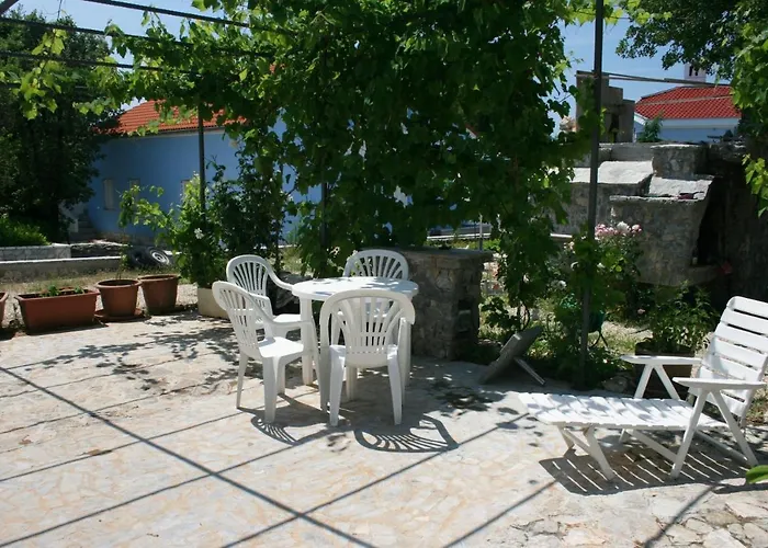 Διαμέρισμα With Parking Space Pinezici, Krk - 5464 Pinezići