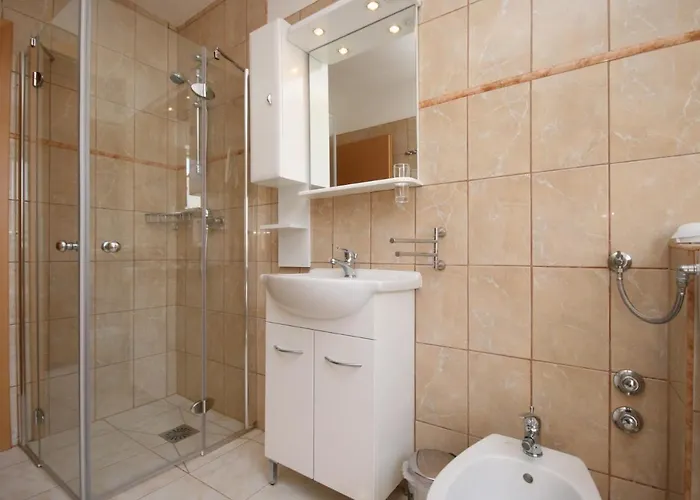 With Parking Space Pinezici, Krk - 5464 Διαμέρισμα